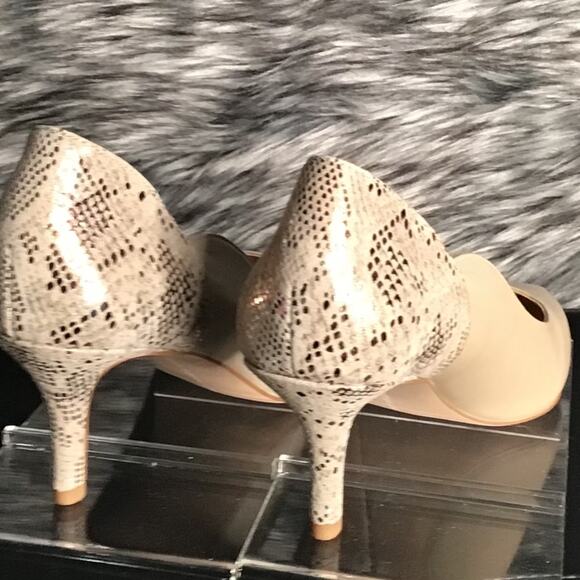 Isaac Mizrahi Kitten Heel Pump 7M - Picture 3 of 10